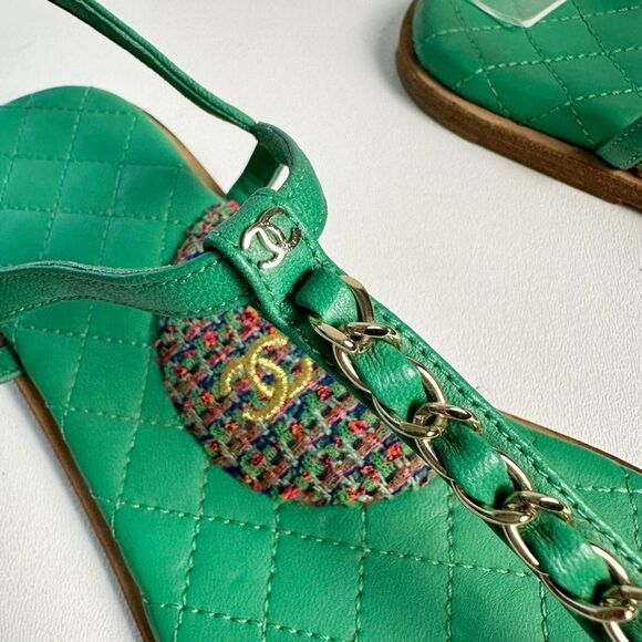 CHANEL Green Quilted Tweed Sandal Size 38.5 US 8 Chain T-strap Interlocking CC - Picture 2 of 11
